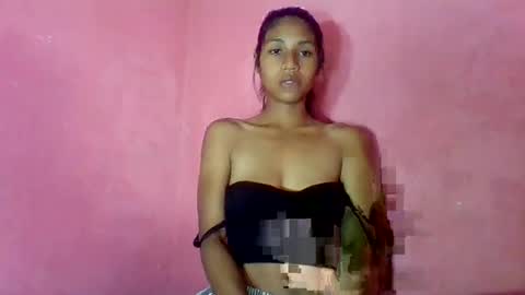 Snapshot of sexyjolie586 chatting on 06/28/26, 09:15 sexyjolie586 online show from 06/28/26, 09:15