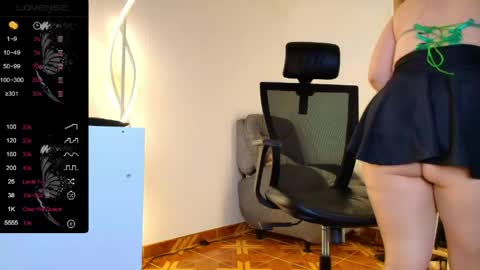 Snapshot of sexykata_s chatting on 05/12/26, 03:14 katalina larson online show from 05/12/26, 03:14