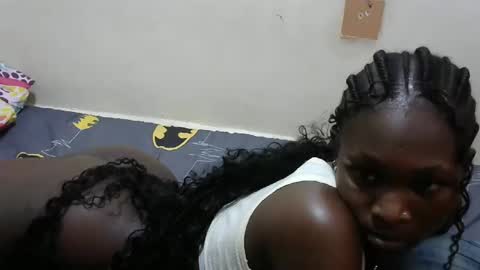 Snapshot of sexykiteey chatting on 03/10/25, 01:43 sexykiteey online show from 03/10/25, 01:43