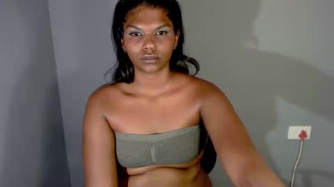 Snapshot of sexykitten147 chatting on 01/10/25, 01:10 SexyKitten147 online show from 01/10/25, 01:10