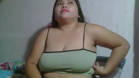 Snapshot of sexykittymom chatting on 02/17/25, 01:04 sexykittymom online show from 02/17/25, 01:04