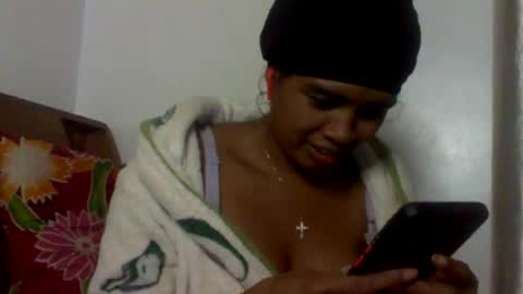 sexylarra12 online show from 05/18/26, 05:52