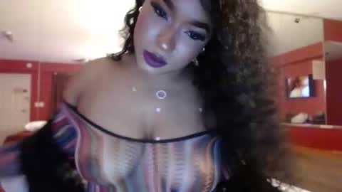 SEXYLATINCOUPLE online show from 03/25/26, 08:42