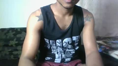 Snapshot of sexyleon69 chatting on 01/15/25, 10:46 Sexy leon online show from 01/15/25, 10:46