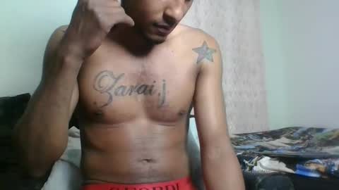 Snapshot of sexyleon69 chatting on 02/01/25, 05:18 Sexy leon online show from 02/01/25, 05:18