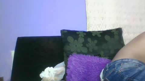 Snapshot of sexyleon69 chatting on 03/11/25, 05:49 Sexy leon online show from 03/11/25, 05:49