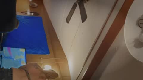 Lexi online show from 11/28/25, 05:21