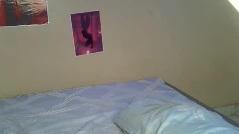 sexylucy33 online show from 04/18/26, 12:53