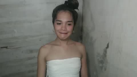 Snapshot of sexylunox chatting on 11/20/25, 09:42 Lunox3 online show from 11/20/25, 09:42