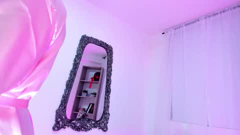 Alicia online show from 02/18/26, 12:23