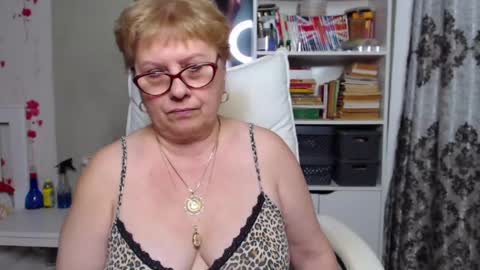 Snapshot of sexylynette4u chatting on 12/05/24, 11:38 sexylynette4u online show from 12/05/24, 11:38