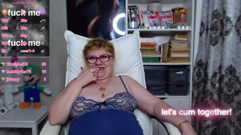 Snapshot of sexylynette4u chatting on 01/12/25, 02:09 sexylynette4u online show from 01/12/25, 02:09