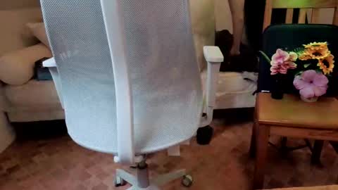 Snapshot of sexyman_fr chatting on 05/14/26, 01:29 Vincent Vega online show from 05/14/26, 01:29