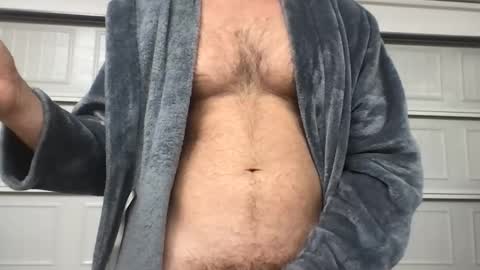 Snapshot of sexymanmk26 chatting on 04/24/26, 12:40 lets go private im ready to play pvt cum online show from 04/24/26, 12:40