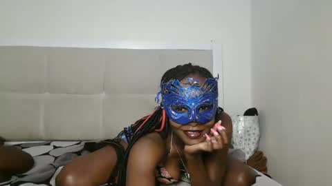 Snapshot of sexymia56 chatting on 12/01/25, 05:29 Miss mia online show from 12/01/25, 05:29