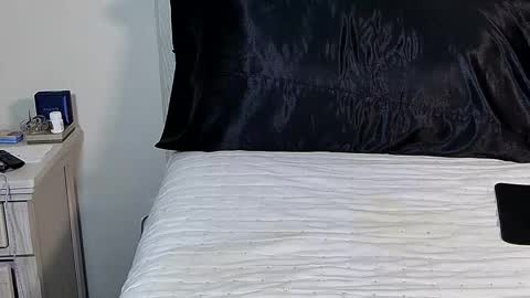 Snapshot of sexymilf3434 chatting on 05/26/26, 01:40 Sara online show from 05/26/26, 01:40