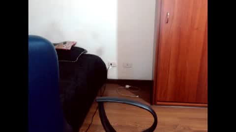 Snapshot of sexymone0618 chatting on 12/05/24, 12:08 sexymone0618 online show from 12/05/24, 12:08