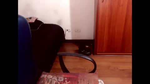 Snapshot of sexymone0618 chatting on 01/08/25, 01:21 sexymone0618 online show from 01/08/25, 01:21