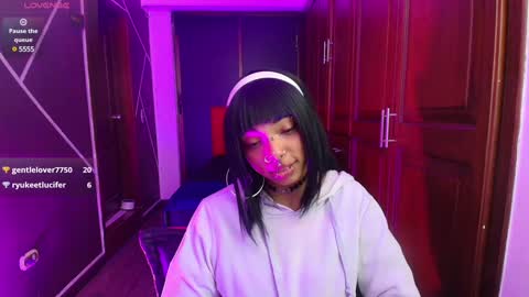 Snapshot of sexynaf chatting on 01/10/25, 10:25 N A F online show from 01/10/25, 10:25