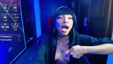 Snapshot of sexynaf chatting on 01/15/25, 01:45 N A F online show from 01/15/25, 01:45