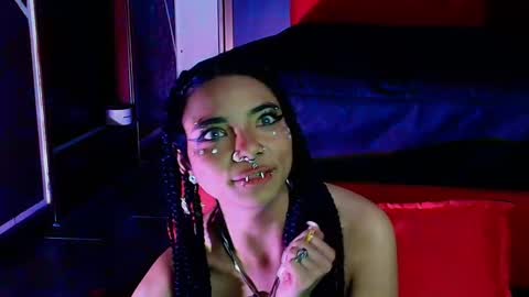 Snapshot of sexynaf chatting on 02/22/25, 01:44 N A F online show from 02/22/25, 01:44