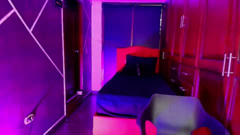 Snapshot of sexynaf chatting on 02/27/25, 07:26 N A F online show from 02/27/25, 07:26