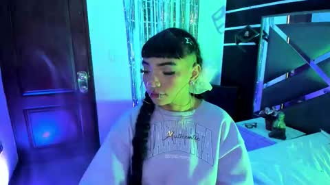 Snapshot of sexynaf chatting on 10/23/25, 08:18 N A F online show from 10/23/25, 08:18