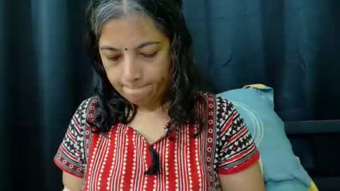 Snapshot of sexyniharika chatting on 11/04/25, 08:35 Niharika online show from 11/04/25, 08:35