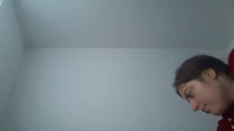 Snapshot of sexynyu18 chatting on 11/27/25, 10:39 Alex online show from 11/27/25, 10:39