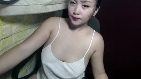Snapshot of sexypinaymiya chatting on 05/01/26, 07:13 Miyah online show from 05/01/26, 07:13
