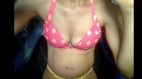 Snapshot of sexypussy000 chatting on 02/01/26, 08:35 sexypussy000 online show from 02/01/26, 08:35