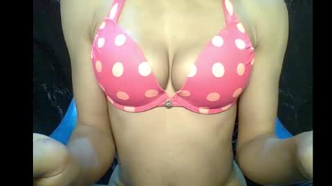 Snapshot of sexypussy000 chatting on 02/08/26, 08:29 sexypussy000 online show from 02/08/26, 08:29