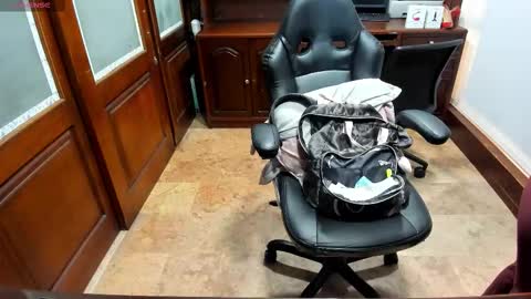 R A C H E L online show from 11/10/25, 12:04