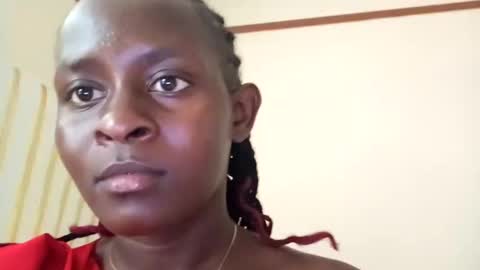 Snapshot of sexyreddebony chatting on 12/22/24, 12:38 sexyreddebony online show from 12/22/24, 12:38