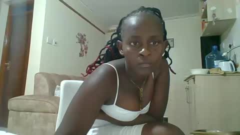 Snapshot of sexyreddebony chatting on 01/04/25, 06:40 sexyreddebony online show from 01/04/25, 06:40