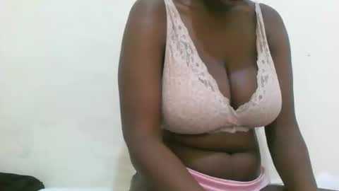 sexyrhany20 online show from 04/16/26, 06:36