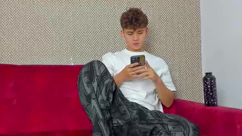 MATIAS-18   THIAHO -18  MAX-19  NICOKALY-19  CAIN-19   MOD ESTEBAN online show from 02/11/26, 02:00