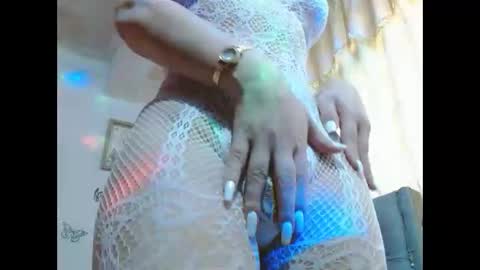 Venus Independent Model online show from 10/22/25, 05:13