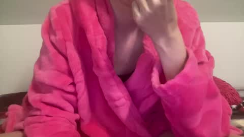 Snapshot of sexyskylar2016 chatting on 09/10/25, 12:32 Sexy Skylar online show from 09/10/25, 12:32