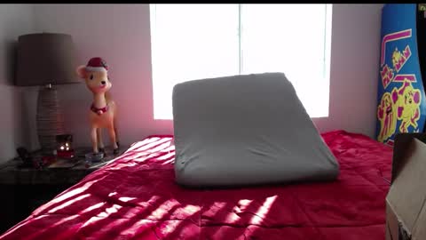 Snapshot of sexystephanie25 chatting on 12/22/24, 08:58 sexystacey25 online show from 12/22/24, 08:58