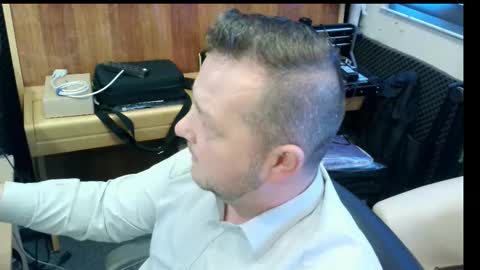 sexysteve80 online show from 11/18/25, 11:03