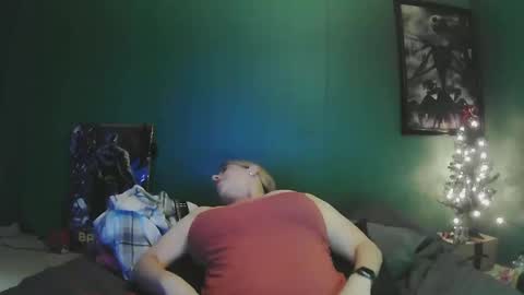 Snapshot of sexystripper69 chatting on 01/12/25, 02:14 sexystripper69 online show from 01/12/25, 02:14