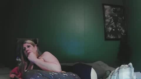 Snapshot of sexystripper69 chatting on 02/02/25, 03:43 sexystripper69 online show from 02/02/25, 03:43