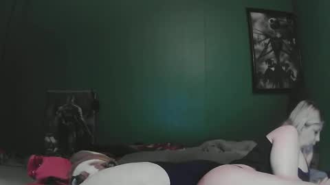 Snapshot of sexystripper69 chatting on 02/18/25, 01:10 sexystripper69 online show from 02/18/25, 01:10