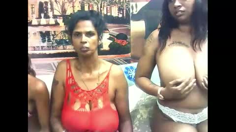 sexyva4u2luv online show from 03/03/25, 11:33