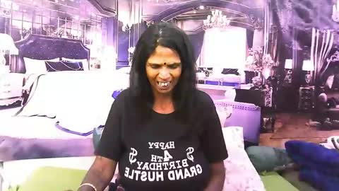 sexyva4u2luv online show from 11/04/25, 03:11