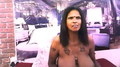 sexyva4u2luv online show from 11/13/25, 11:58