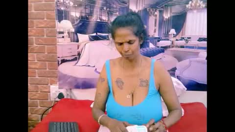 sexyva4u2luv online show from 03/31/26, 06:52