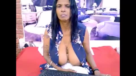 sexyva4u2luv online show from 04/13/26, 05:57