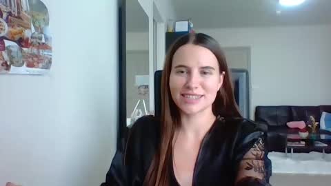 Snapshot of sexyviolettcat chatting on 02/26/26, 05:06 Victory online show from 02/26/26, 05:06